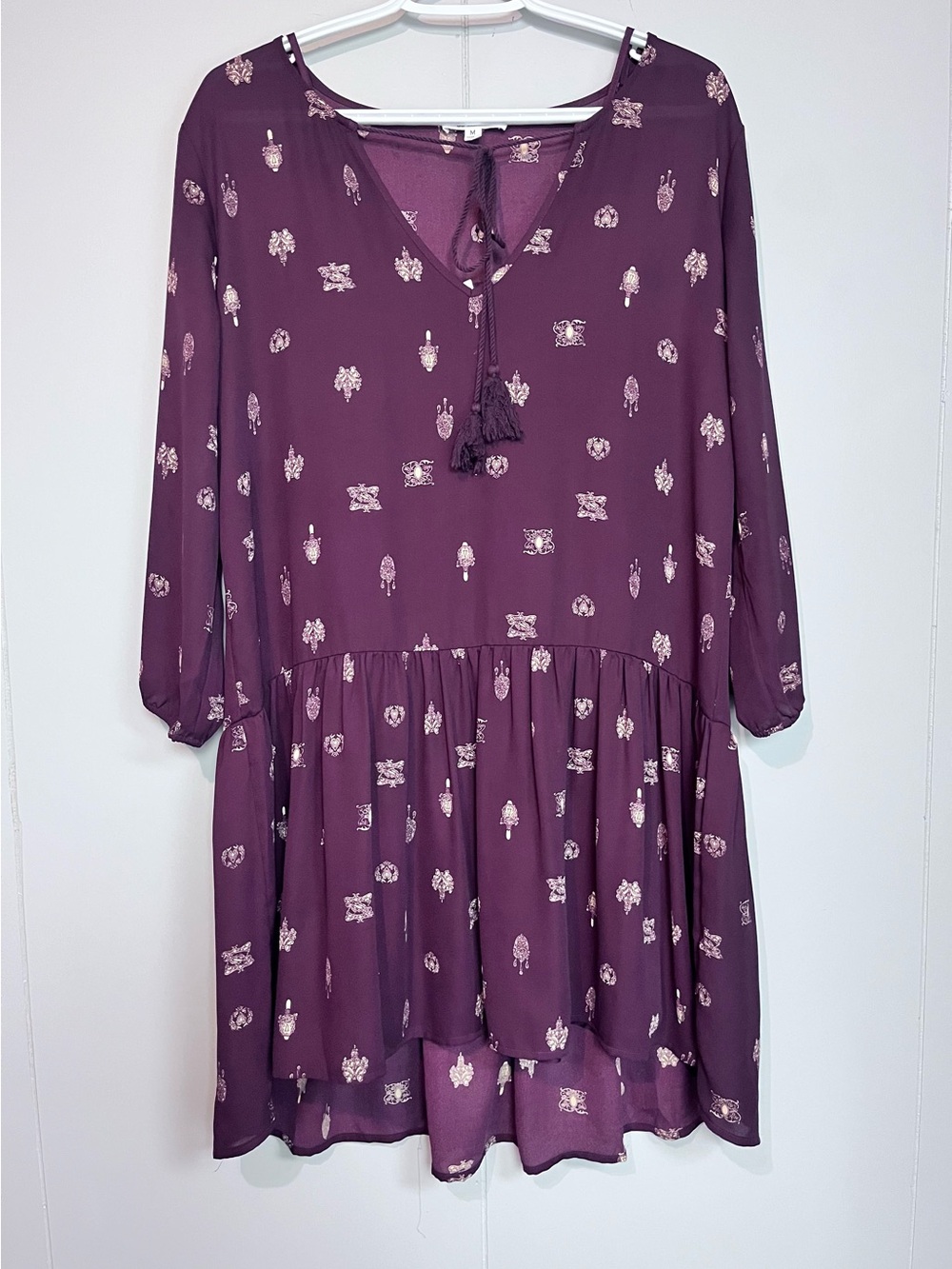 BB Dakota Plum Paisley Print Tiered Dress w/ Tassel Tie M